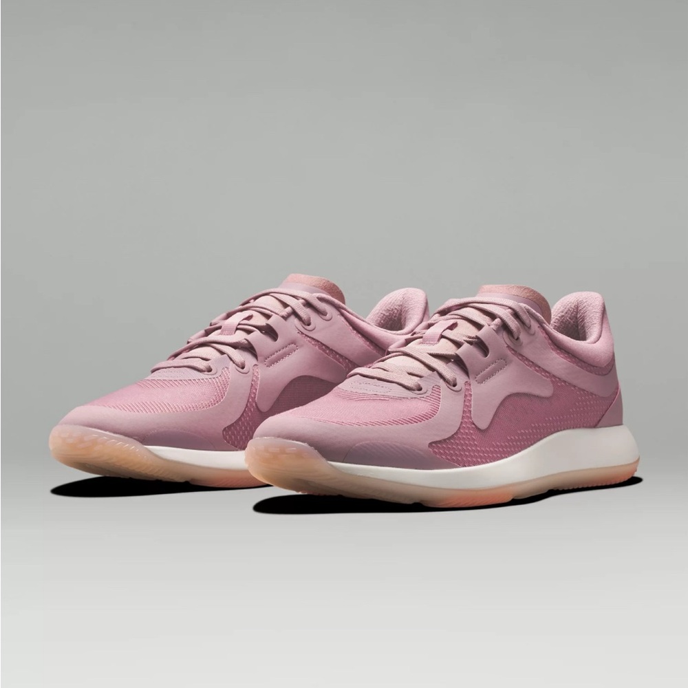 Lululemon Strongfeel training shoe brand new in box 8.5 pink
